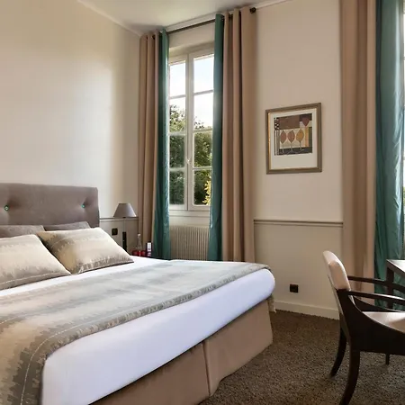 Chateau Jeanne & The Forest - Chateau De Montvillargenne Gouvieux Room photo