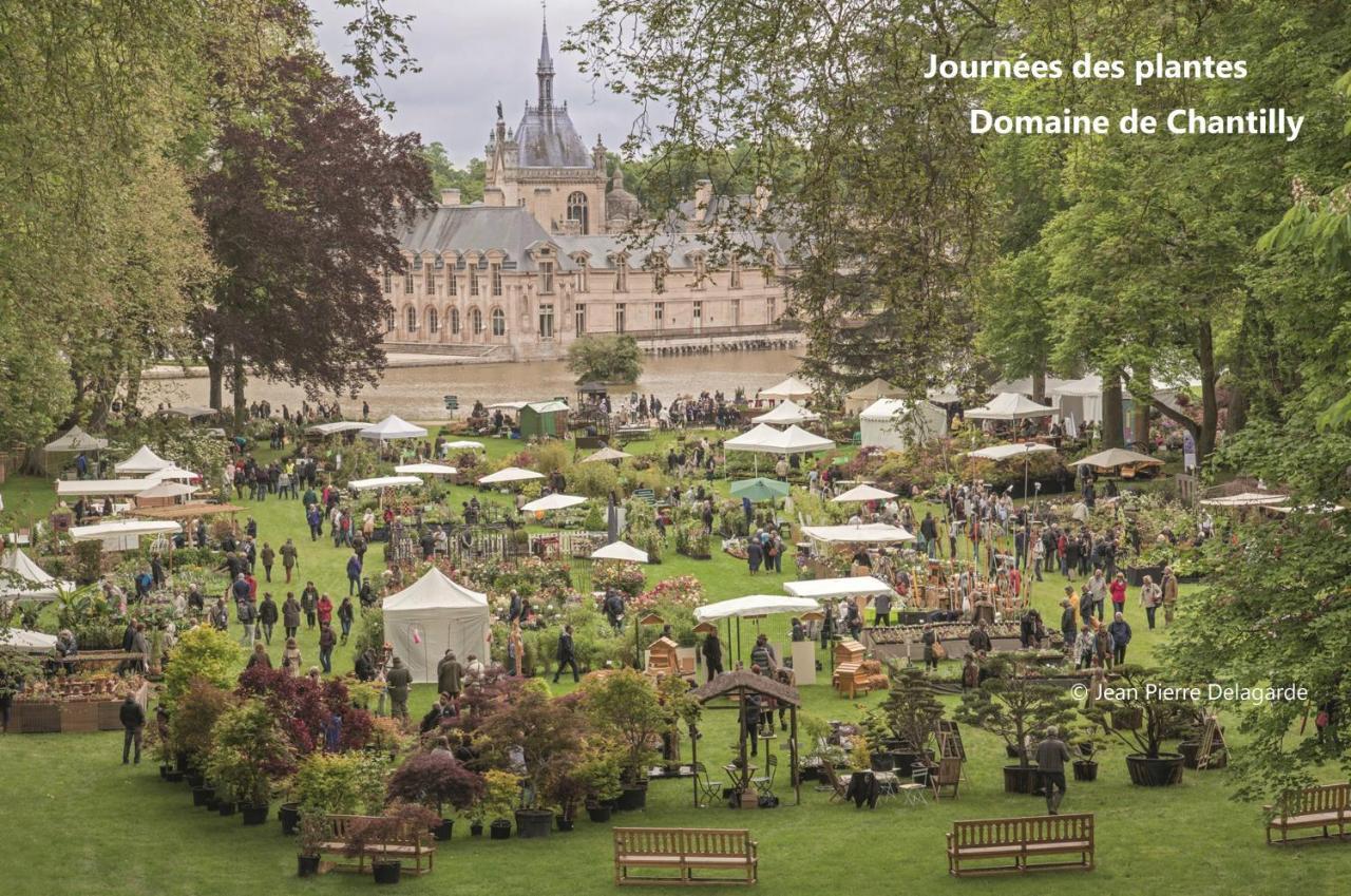 Chateau Jeanne & The Forest - Chateau De Montvillargenne Hotel 4*
