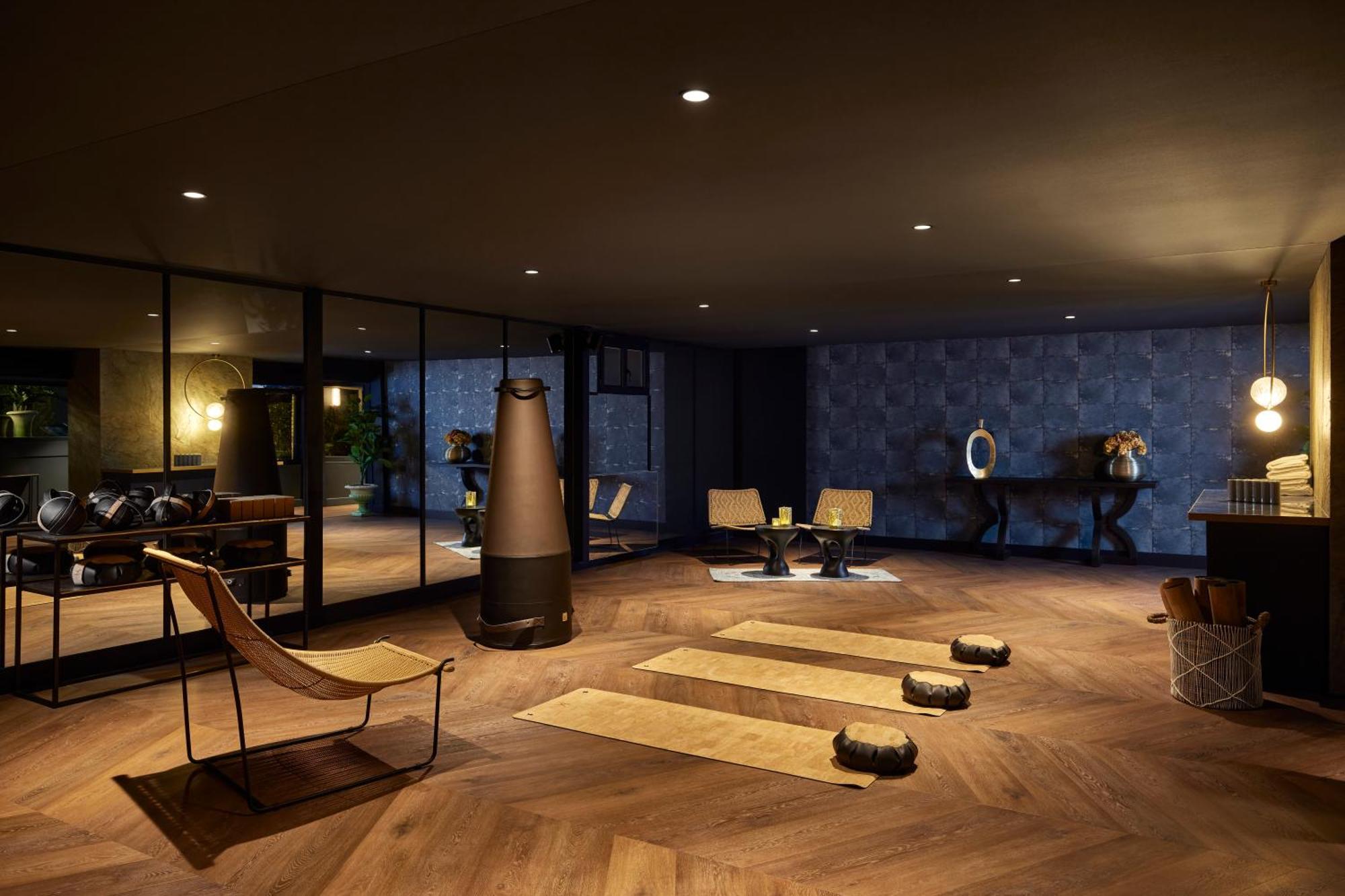 Hotel Chateau Jeanne & The Forest - Chateau De Montvillargenne