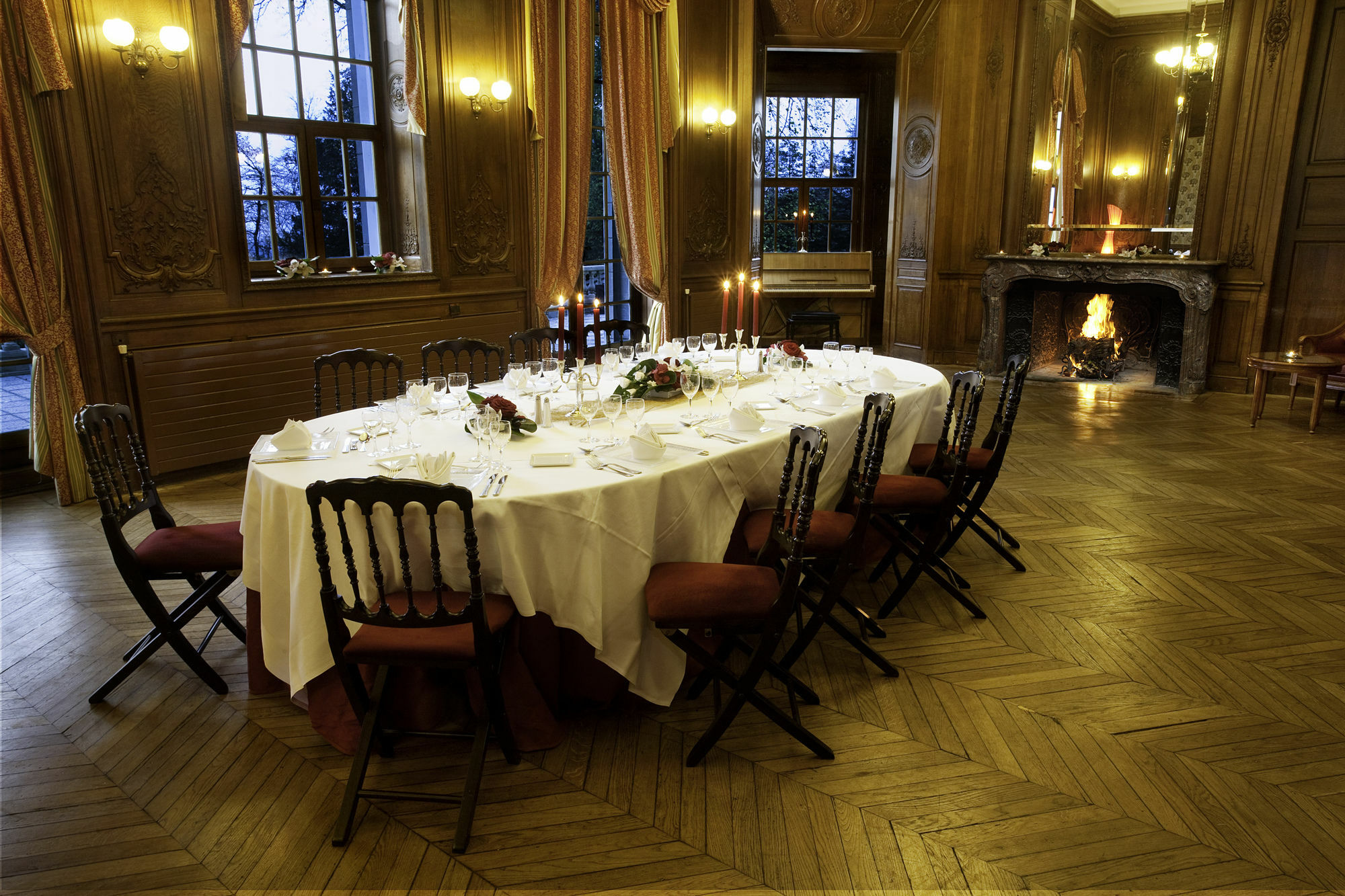 Chateau Jeanne & The Forest - Chateau De Montvillargenne Gouvieux